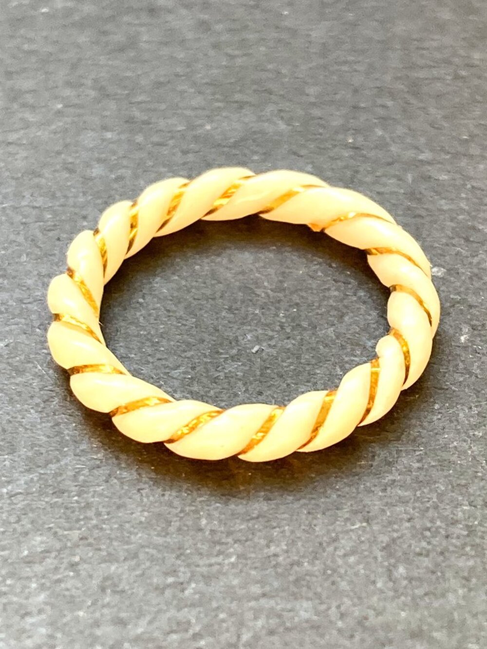 Vintage 14K gold twist bone ring
